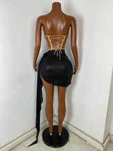 Load image into Gallery viewer, CHENGDU Metallic Corset Set