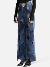 Load image into Gallery viewer, BRAMBLIE Denim Pants
