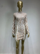 Load image into Gallery viewer, BALLIE Pearl Feather Mini
