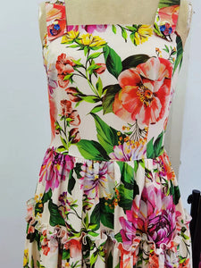 VESTIA Floral Midi Dress