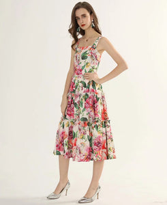 VESTIA Floral Midi Dress