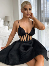 Load image into Gallery viewer, WILSONARIA Black Mini Dress
