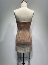 Load image into Gallery viewer, WEDELIA Crystal Tassel Mini
