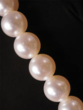 Load image into Gallery viewer, LARICINA Pearl Top
