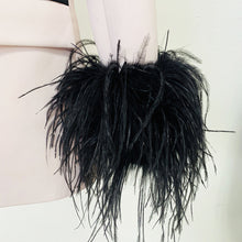 Load image into Gallery viewer, TILIAMERICA Blazer Feather Sleeve
