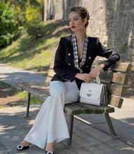 Load image into Gallery viewer, PORTEA Crystal Collar Blazer
