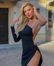 Load image into Gallery viewer, TREMULOIDES Maxi Backless Dress
