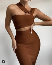 Load image into Gallery viewer, LUCULIA Bandage Midi

