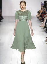 Load image into Gallery viewer, COUNTESS Of KINTORE midi dress
