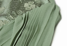 Load image into Gallery viewer, COUNTESS Of KINTORE midi dress
