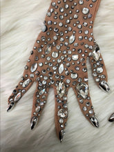 Load image into Gallery viewer, CANDICE BERGEN Mesh Crystal Gloves
