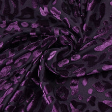 Load image into Gallery viewer, PSILOTUM Velvet Midi Dress
