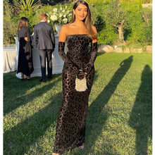 Load image into Gallery viewer, SCADOXUS Leopard Dress w/ Gloves
