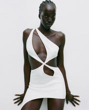 Load image into Gallery viewer, SCINDA Cut-out Bandage Mini
